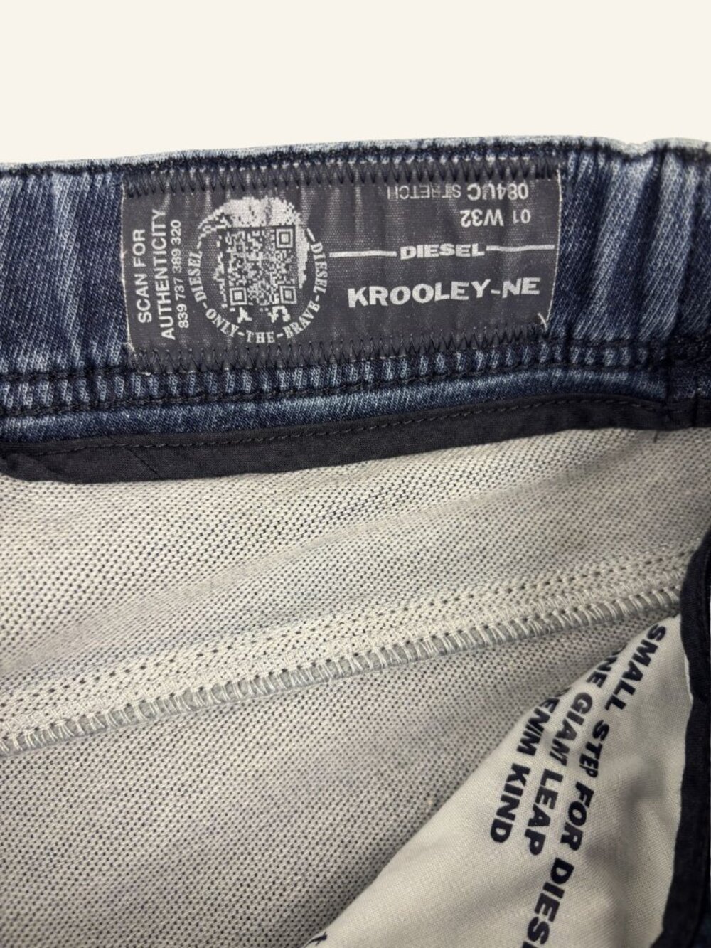 Diesel Krooley-NE Jogg Jeans W32 Distressed Blue Wash - Picture 2 of 16